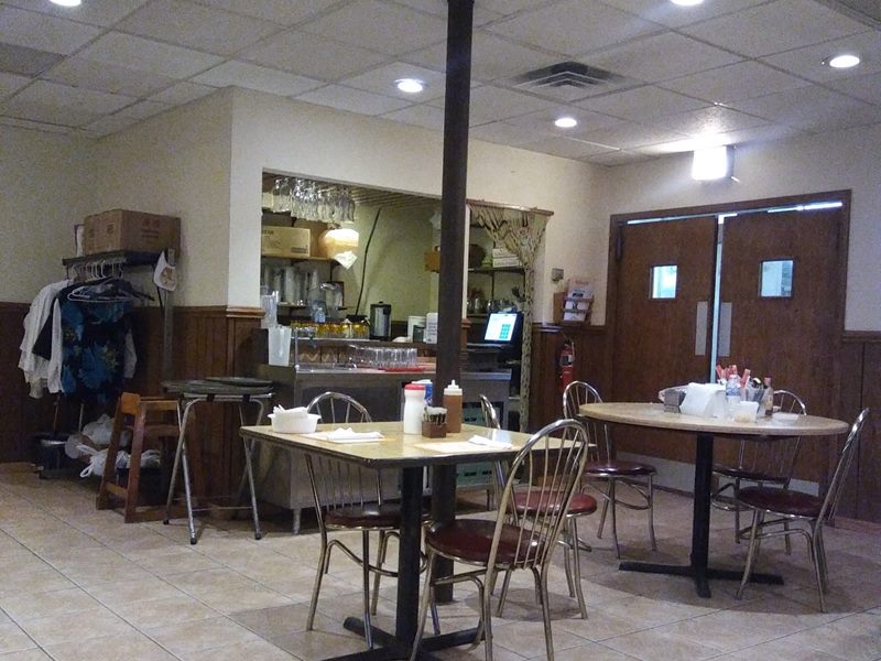 Wings Chinese Restaurant interior